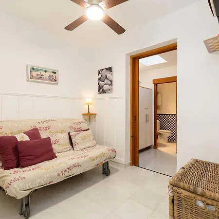 Clarona - Beautiful House With Private Swimming Pool And Free Wifi Apartment