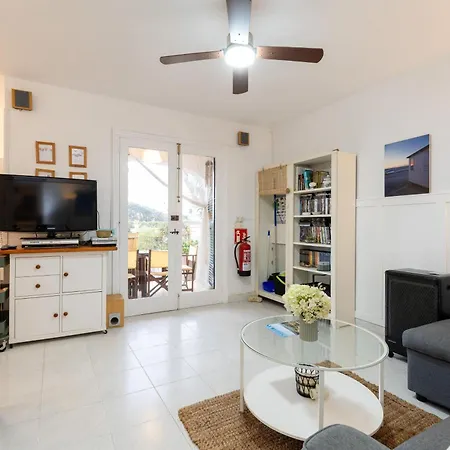 Apartment Clarona - Beautiful House With Private Swimming Pool And Free Wifi