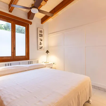 Clarona - Beautiful House With Private Swimming Pool And Free Wifi Apartment *